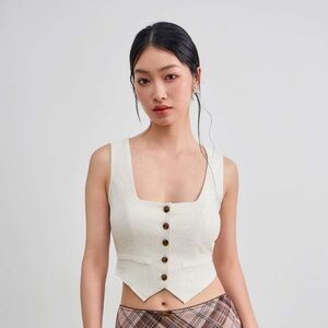 Cider Cream Buttoned Vest Top